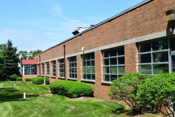 Cost of Corporate Lawn Maintenance in Reston